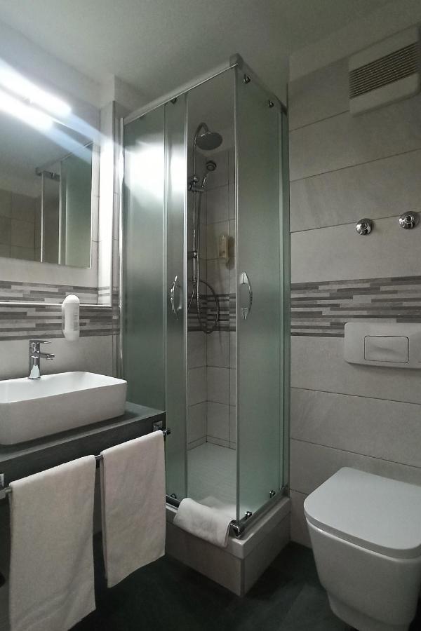 Hotel Garni Arcis Gomaringen Extérieur photo