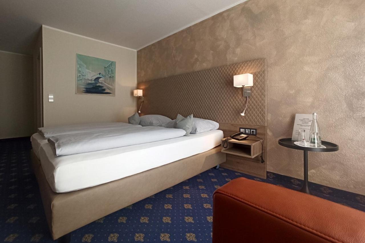 Hotel Garni Arcis Gomaringen Extérieur photo