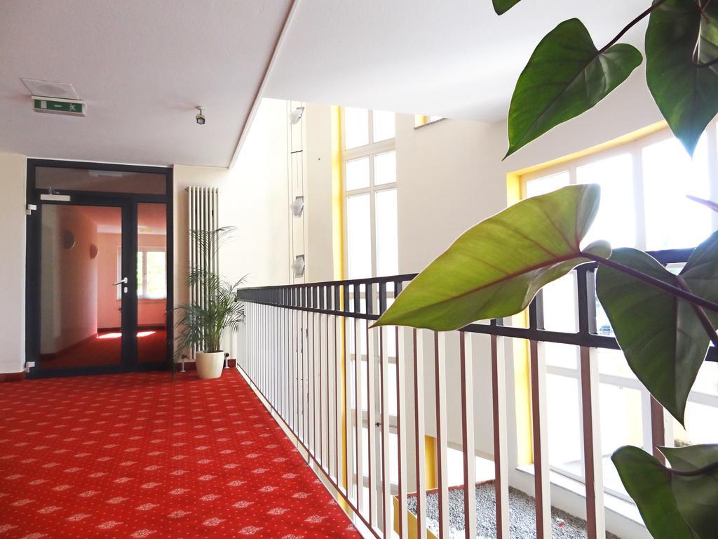 Hotel Garni Arcis Gomaringen Extérieur photo