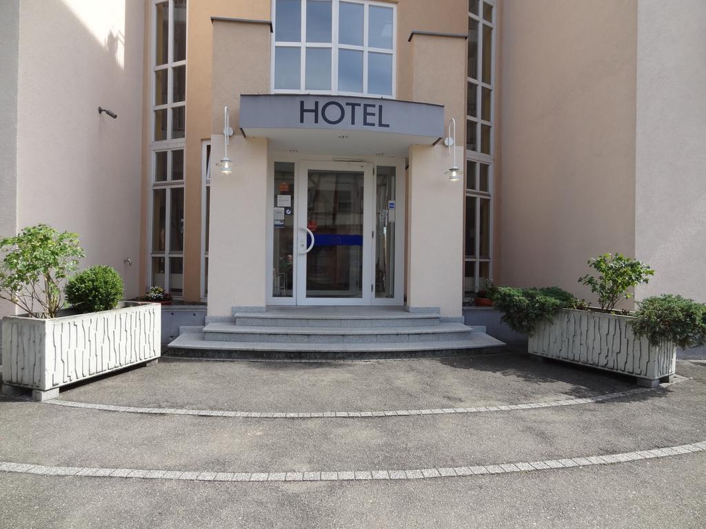 Hotel Garni Arcis Gomaringen Extérieur photo