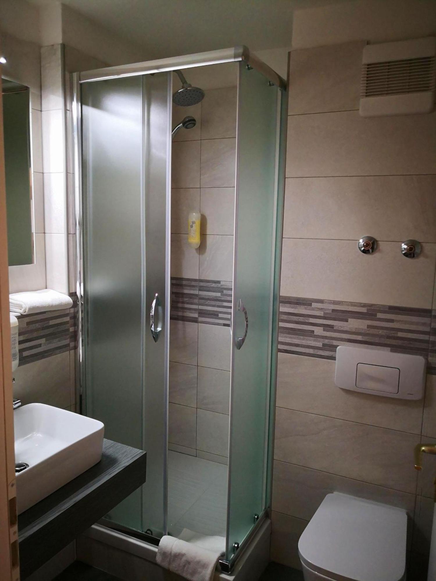 Hotel Garni Arcis Gomaringen Extérieur photo