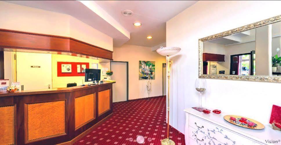Hotel Garni Arcis Gomaringen Extérieur photo