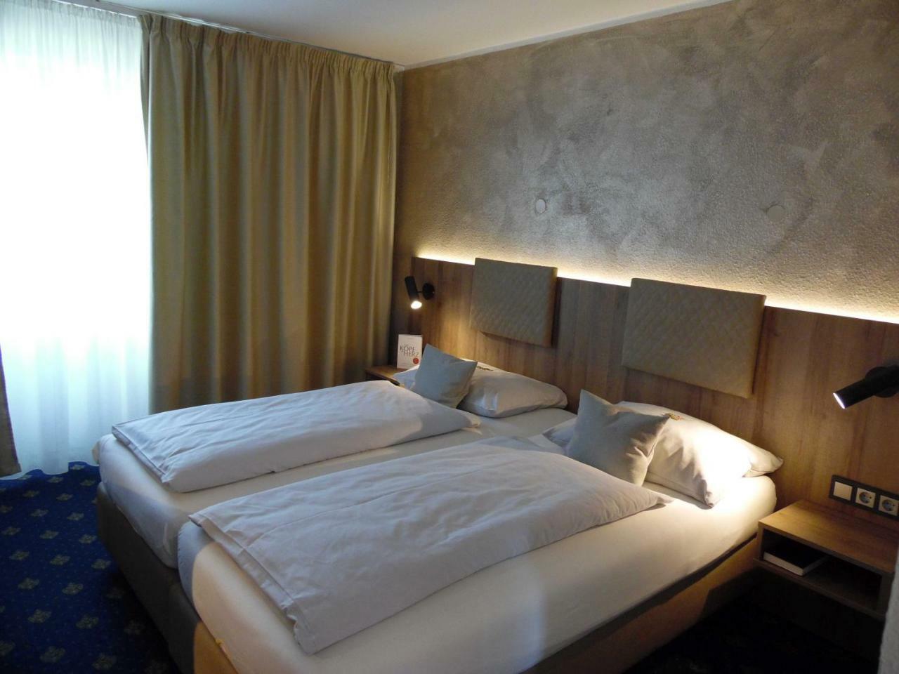 Hotel Garni Arcis Gomaringen Extérieur photo