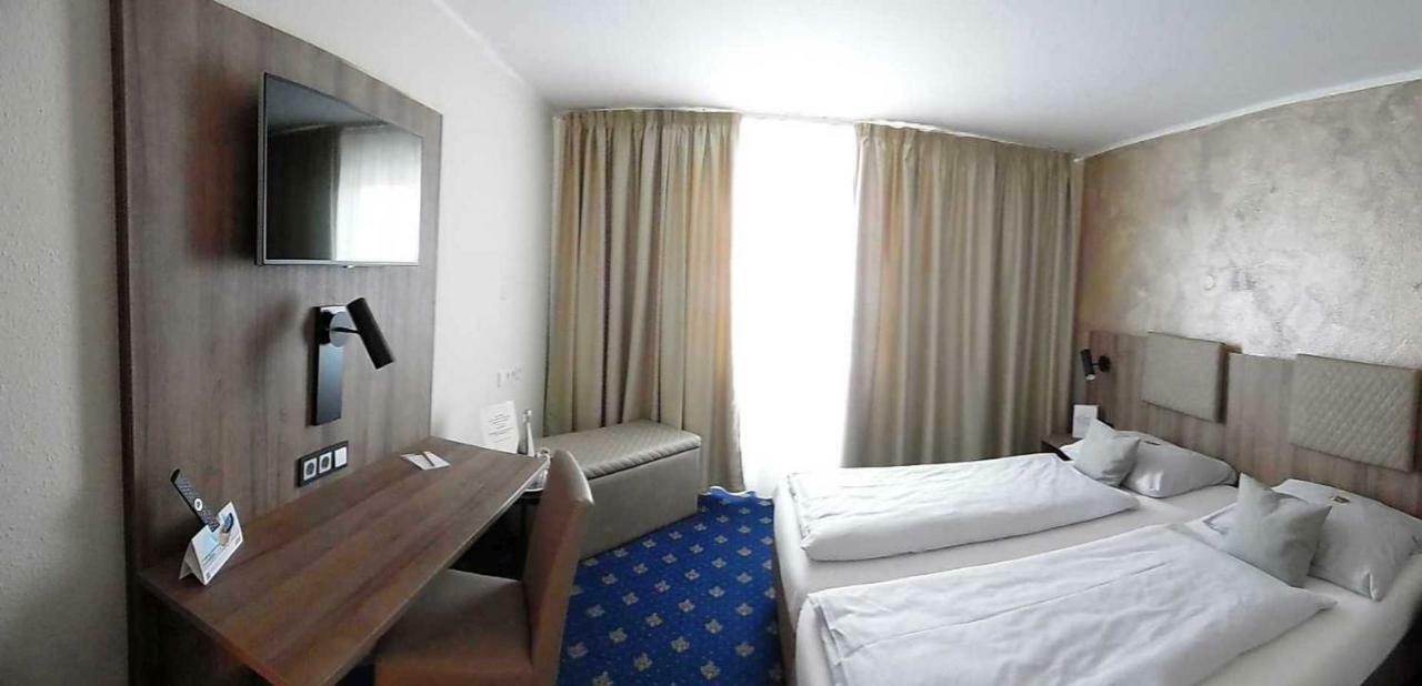 Hotel Garni Arcis Gomaringen Extérieur photo