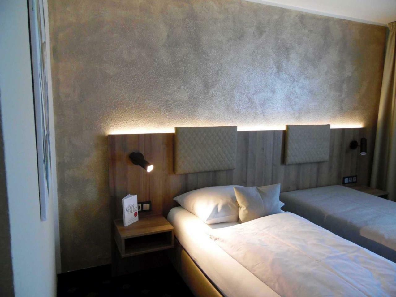 Hotel Garni Arcis Gomaringen Extérieur photo